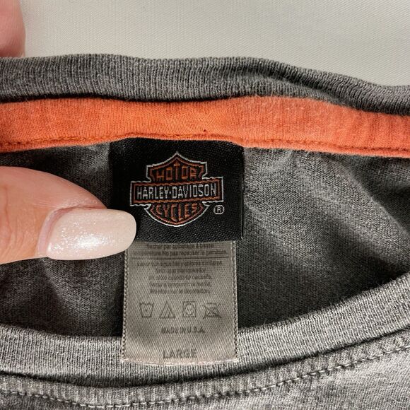 Harley Davidson Flying Wheel Graphic Tee Women's size Large Bumpus Murfreesboro - Picture 4 of 5